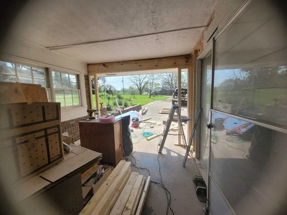 Air movers and dehumidifier for Drying & Dehumidification in Newstead